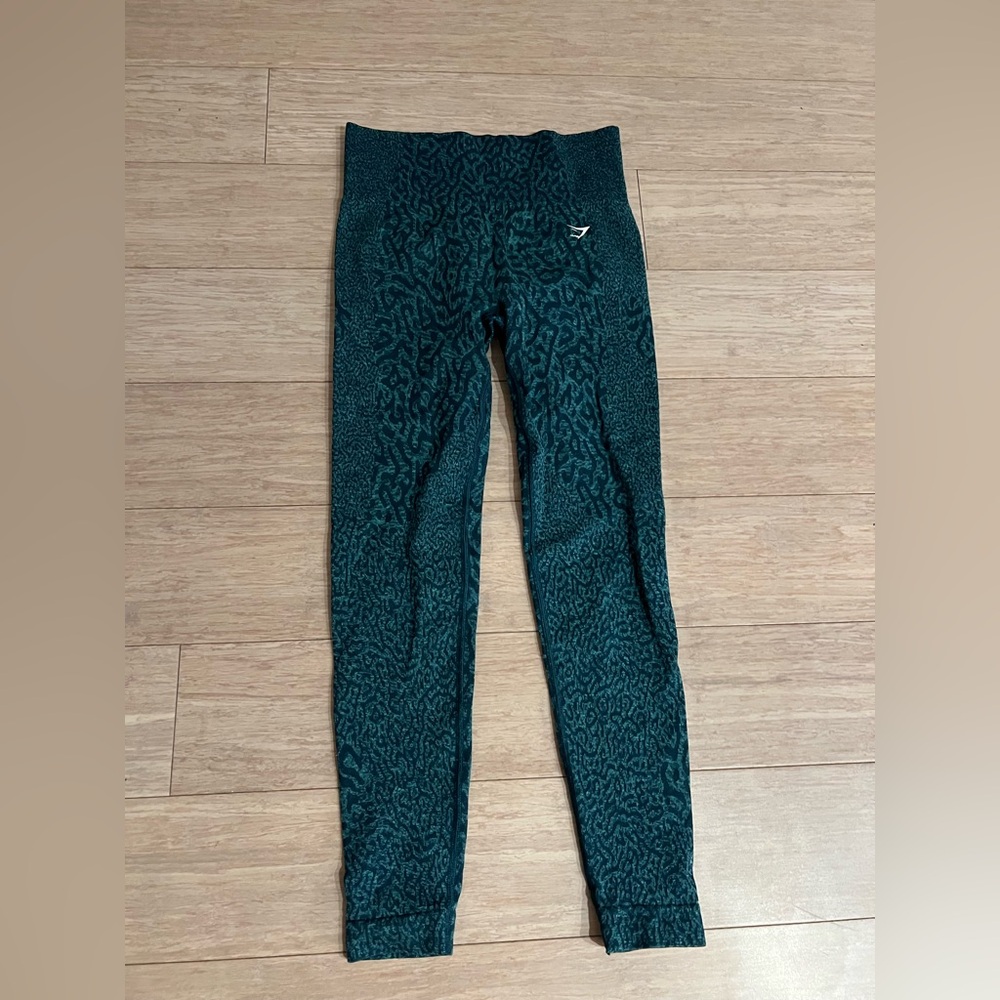 Gymshark Women’s Teal Patterned Leggings
